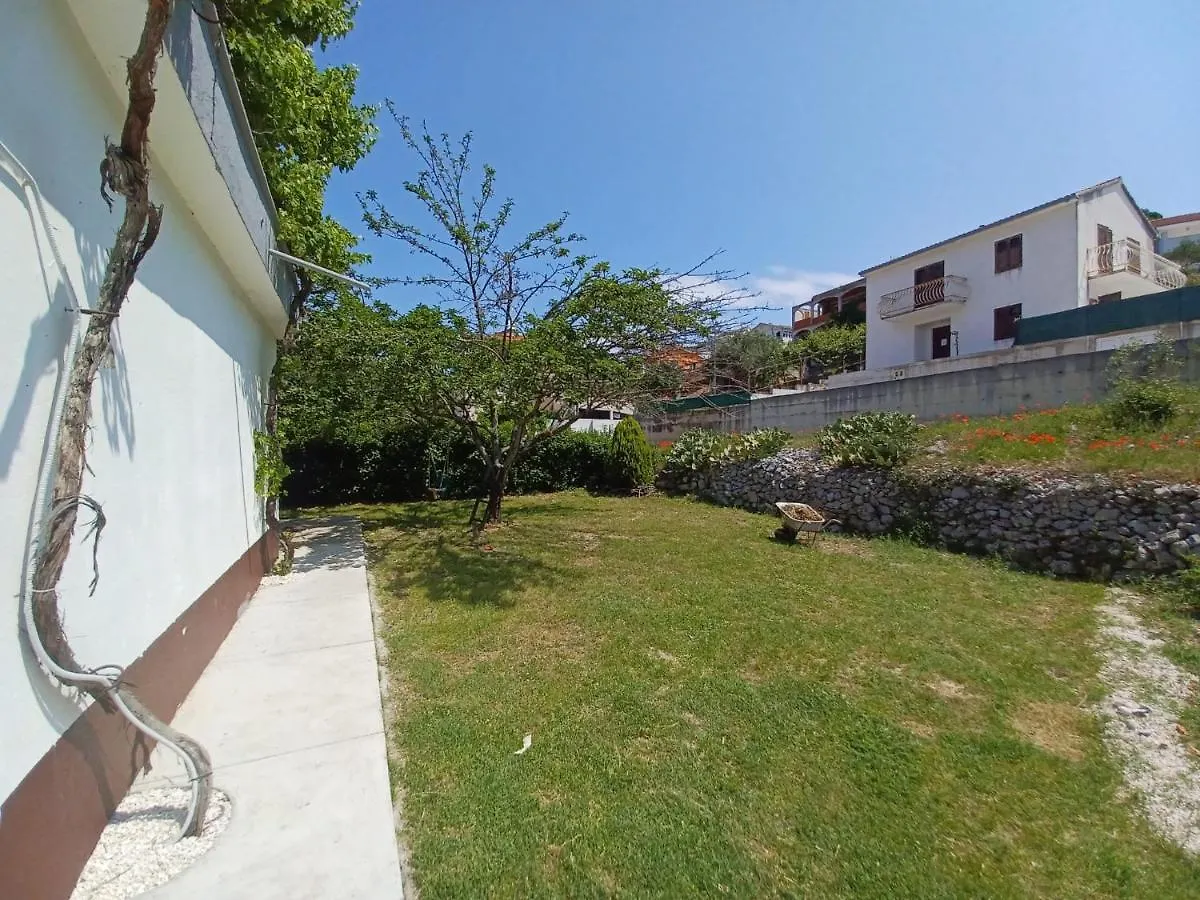 Apartment Bunjo'S Beach House
