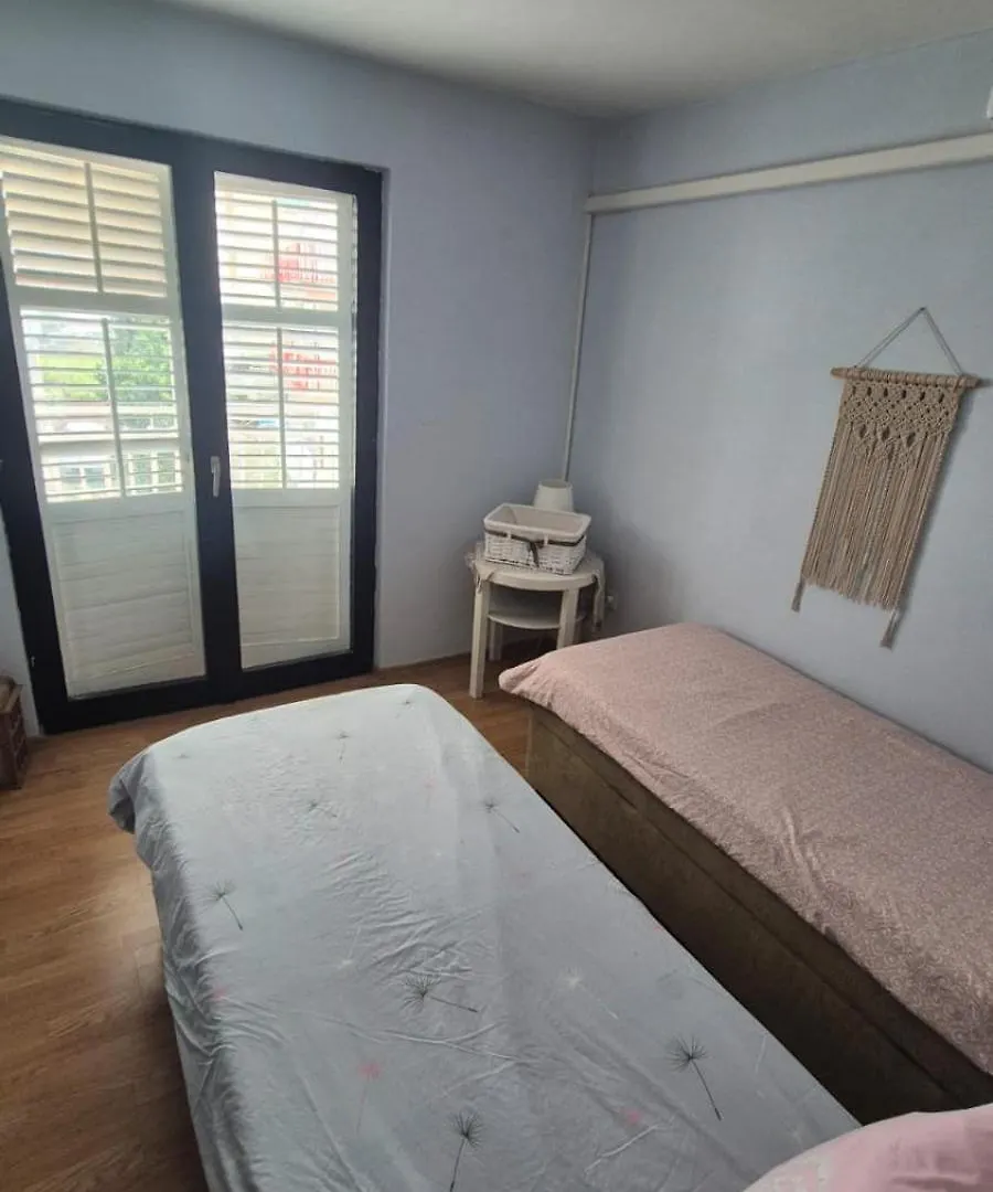 Apartment Bunjo'S Beach House